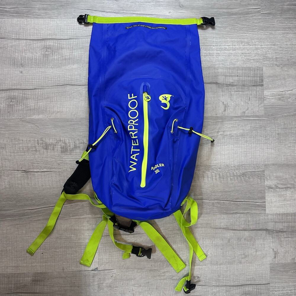 Geckobrands Paddler 30L Waterproof Backpack Dry Bag Daypack Blue Neon Green